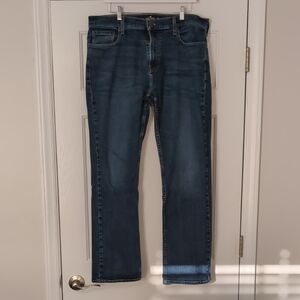 Hollister Men's Dark Blue Straight Jeans